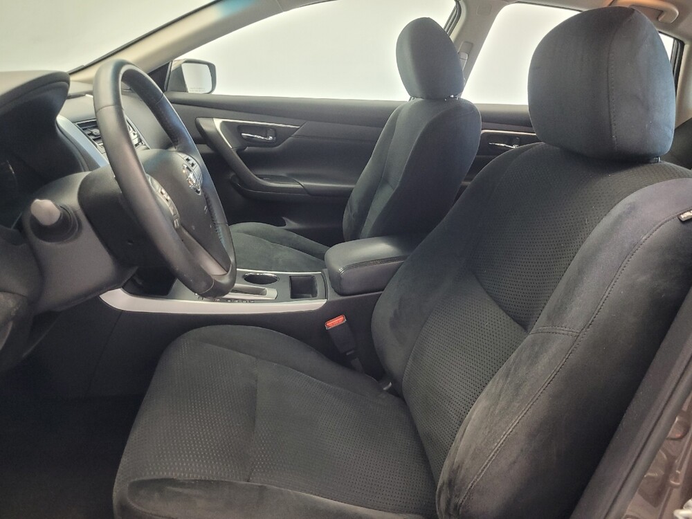 2015 Nissan Altima in Highland, IN 46322 - 18057363 17