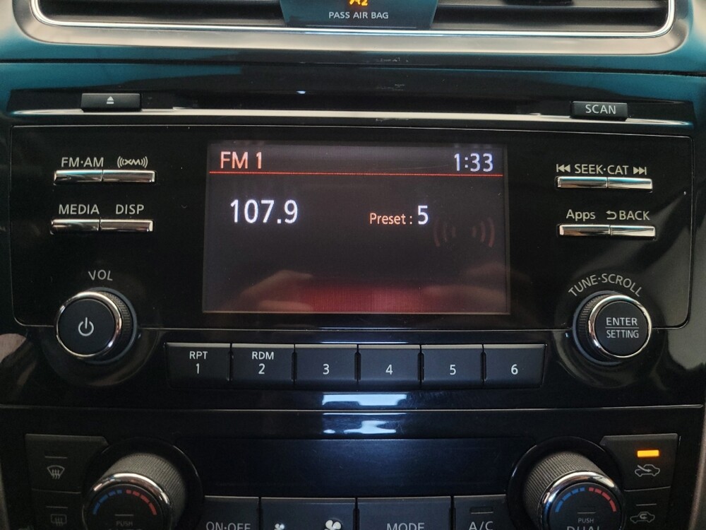 2015 Nissan Altima in Highland, IN 46322 - 18057363 25