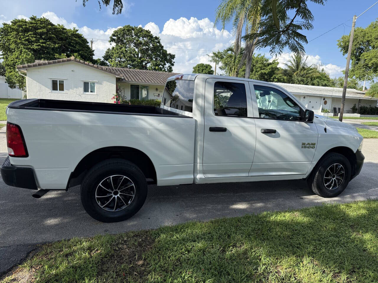 2014 RAM 1500 in Hollywood, FL 33023-1906 - 18057398 6