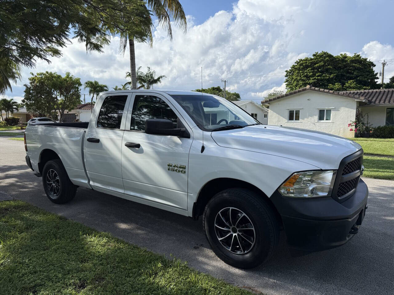 2014 RAM 1500 in Hollywood, FL 33023-1906 - 18057398 7