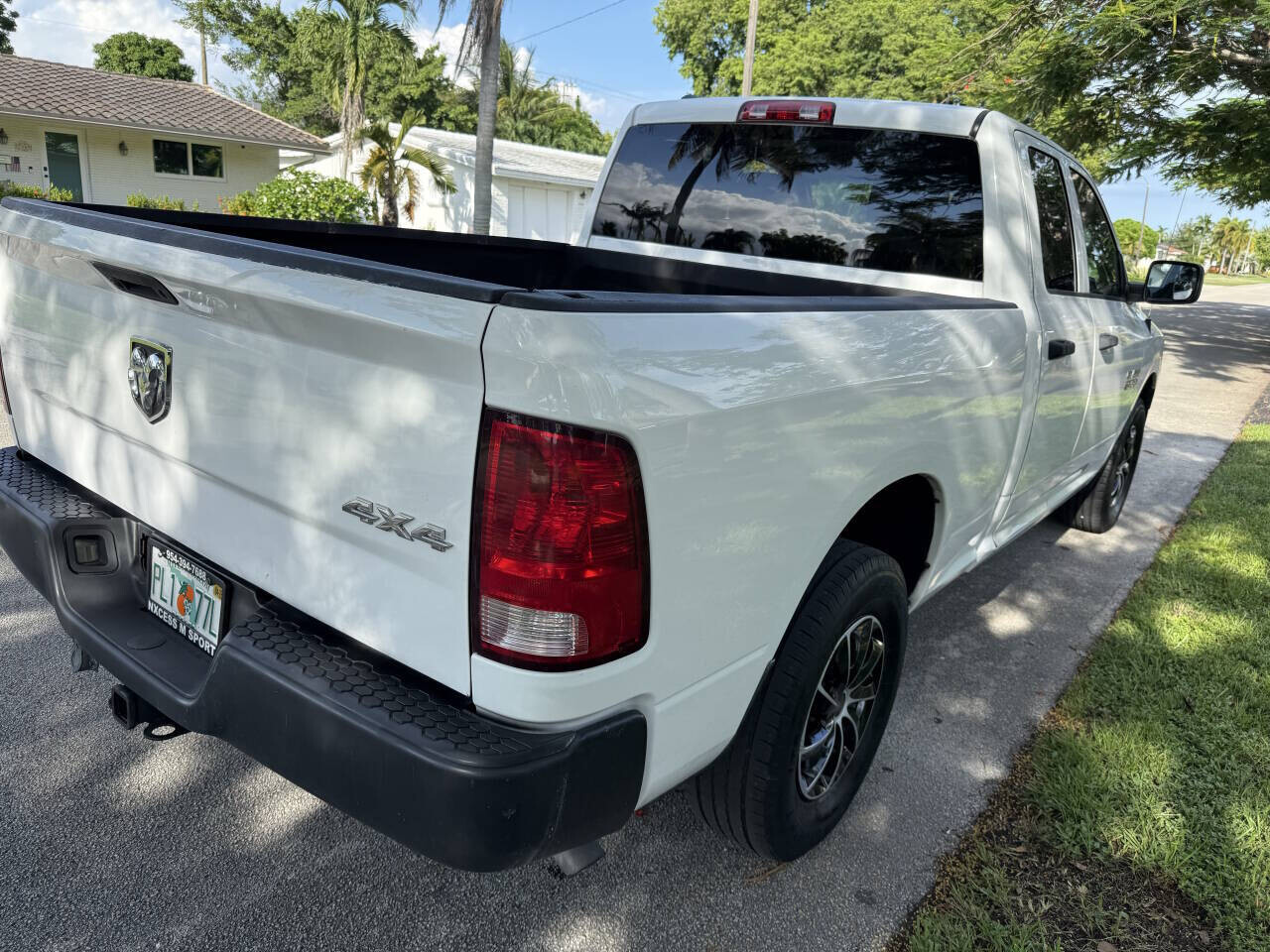 2014 RAM 1500 in Hollywood, FL 33023-1906 - 18057398 5