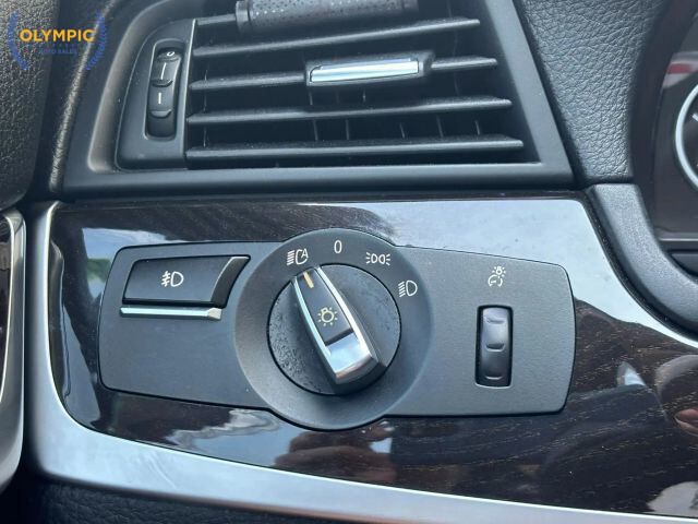 2015 BMW 528i in Decatur, GA 30032 - 18057430 35