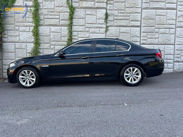 2015 BMW 528i in Decatur, GA 30032 - 18057430 11
