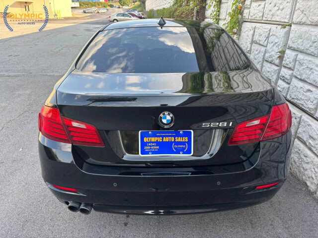 2015 BMW 528i in Decatur, GA 30032 - 18057430 9