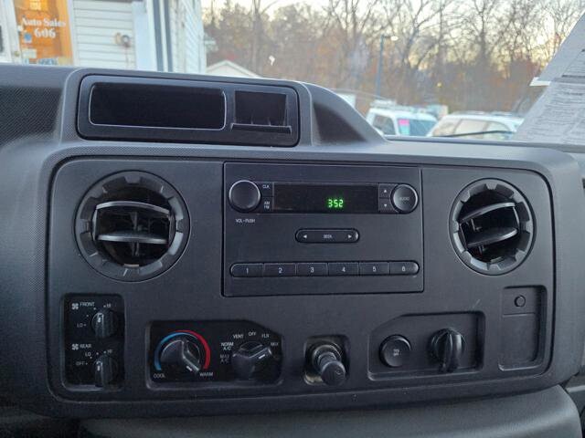 2011 Ford E-350 and Econoline 350 in Blauvelt, NY 10913 - 18057443 17