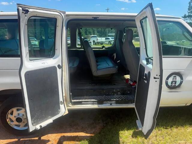 2011 Ford E-350 and Econoline 350 in Blauvelt, NY 10913 - 18057443 62