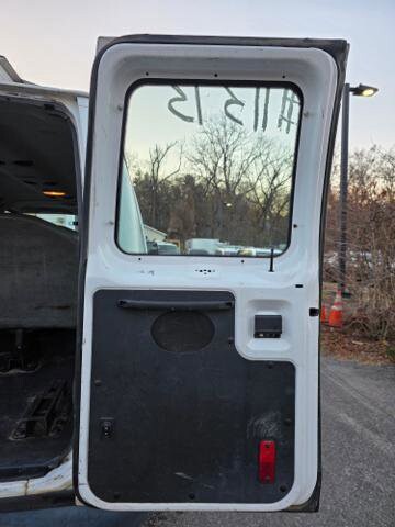 2011 Ford E-350 and Econoline 350 in Blauvelt, NY 10913 - 18057443 30