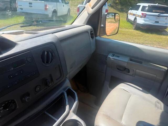 2011 Ford E-350 and Econoline 350 in Blauvelt, NY 10913 - 18057443 57