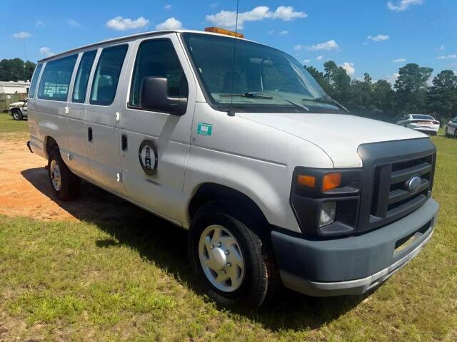 2011 Ford E-350 and Econoline 350 in Blauvelt, NY 10913 - 18057443 51