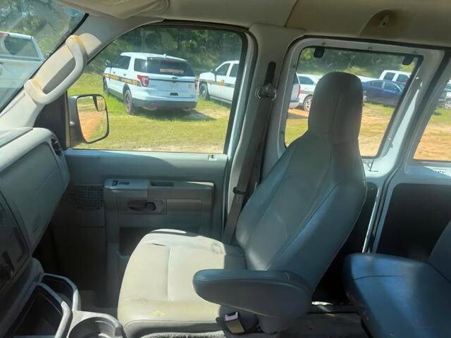 2011 Ford E-350 and Econoline 350 in Blauvelt, NY 10913 - 18057443 58