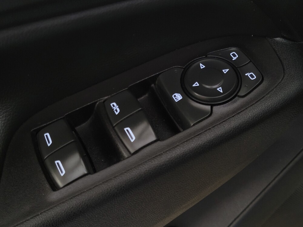 2018 Chevrolet Equinox in Bradenton, FL 34207 - 18057512 27