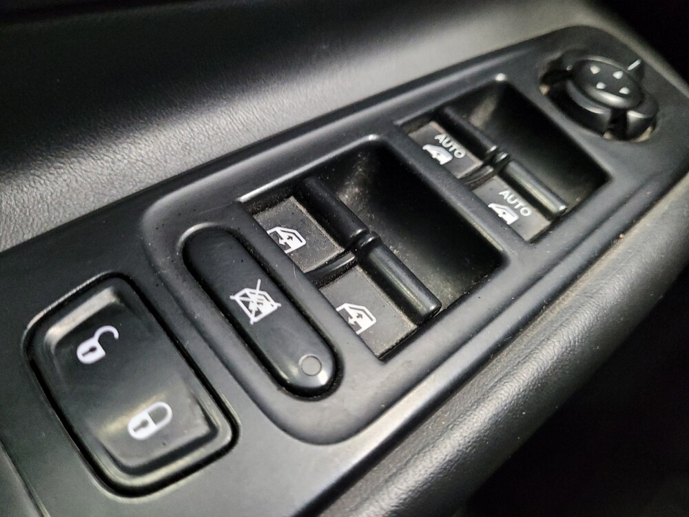 2017 Jeep Renegade in Las Vegas, NV 89104 - 18057525 27