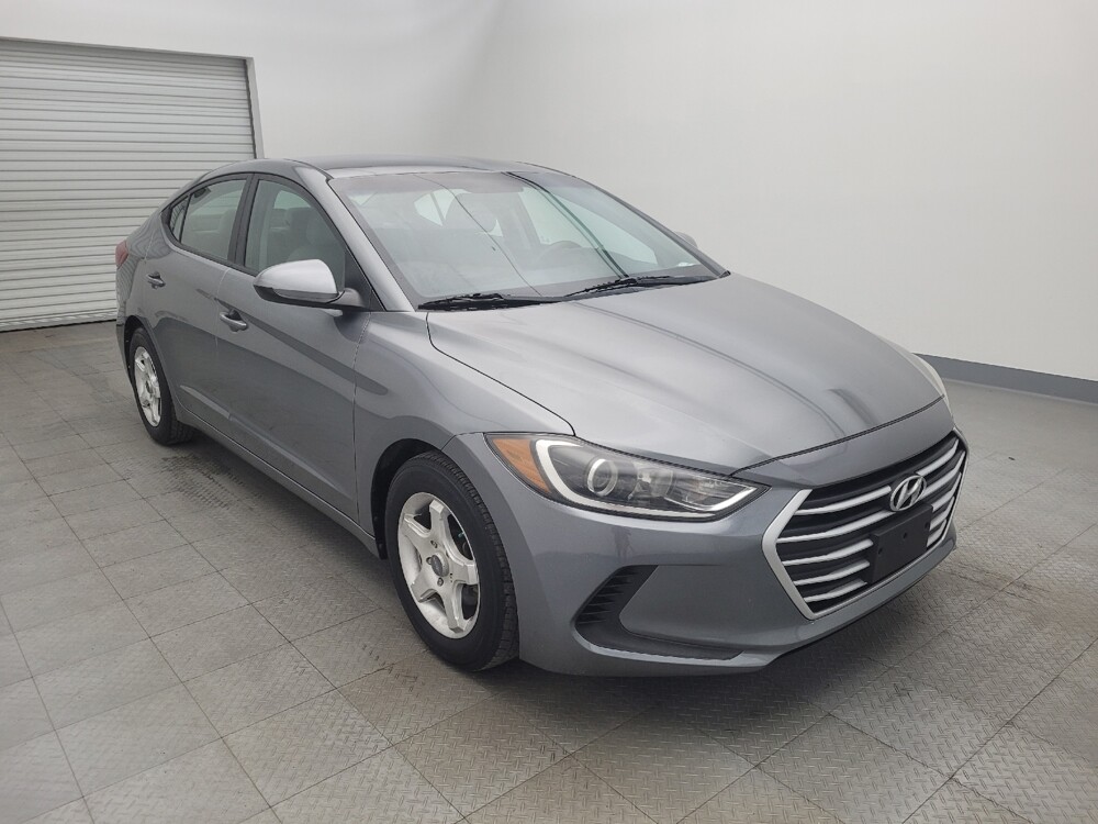 2017 Hyundai Elantra in Live Oak, TX 78233 - 18057582 13
