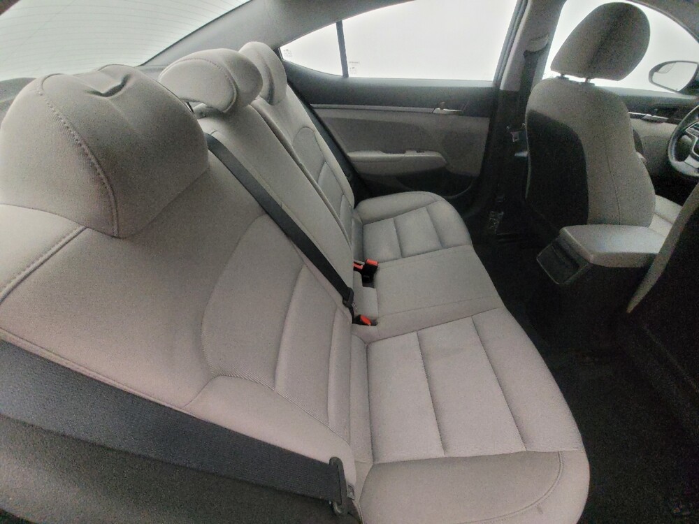 2017 Hyundai Elantra in Live Oak, TX 78233 - 18057582 19