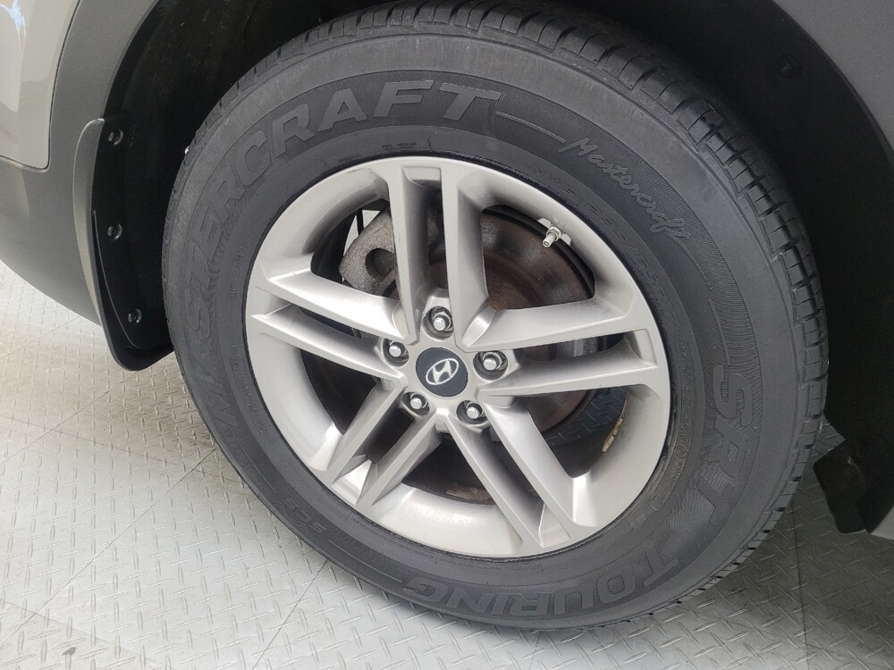 2017 Hyundai Santa Fe in Lombard, IL 60148 - 18057638 31