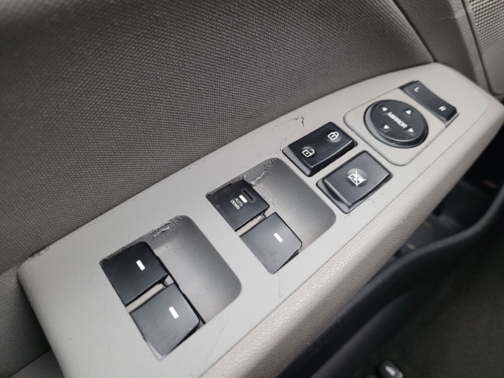 2019 Hyundai Elantra in Grand Rapids, MI 49508 - 18057644 27