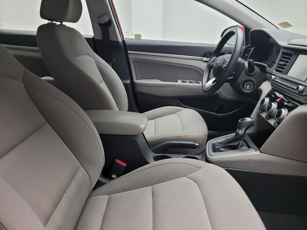 2019 Hyundai Elantra in Grand Rapids, MI 49508 - 18057644 21
