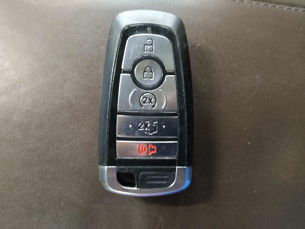 2017 Ford Fusion in Union City, GA 30291 - 18057663 32