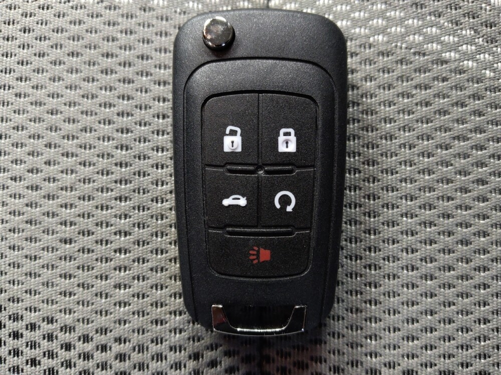 2020 Chevrolet Sonic in Corpus Christi, TX 78412 - 18057764 32