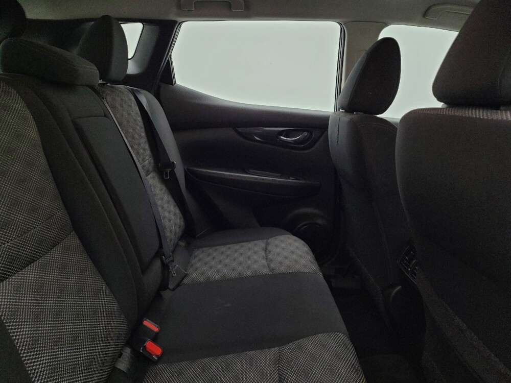 2018 Nissan Rogue Sport in Miamisburg, OH 45342 - 18057767 19