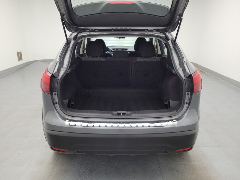 2018 Nissan Rogue Sport in Miamisburg, OH 45342 - 18057767 29