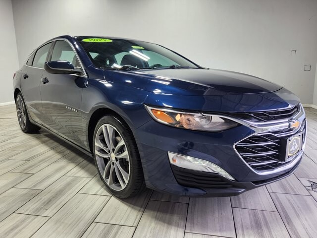 2022 Chevrolet Malibu in Cinnaminson, NJ 08077 - 18057802 7