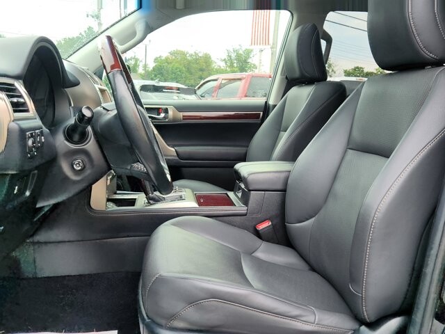 2019 Lexus GX 460 in Cinnaminson, NJ 08077 - 18057803 11