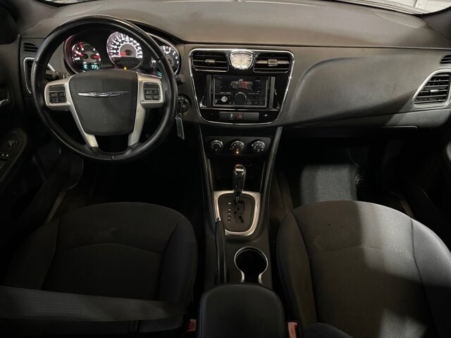 2013 Chrysler 200 in Conyers, GA 30094 - 18057811 15