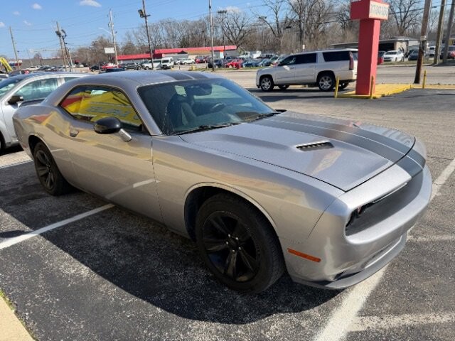 2016 Dodge Challenger in Indianapolis, IN 46222-4002 - 18057823 3