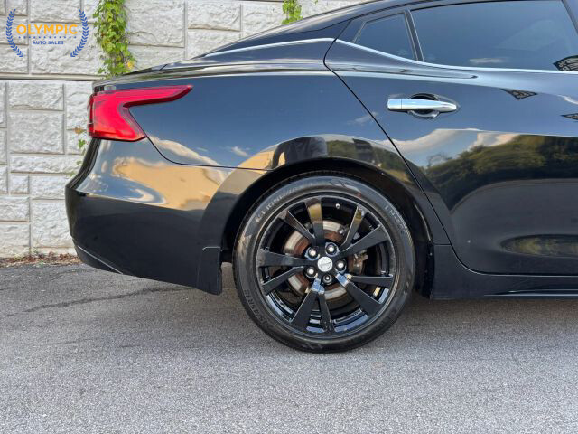 2016 Nissan Maxima in Decatur, GA 30032 - 18057836 12