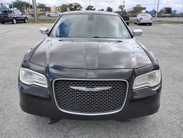 2017 Chrysler 300 in Hudson, FL 34669 - 18057847 3