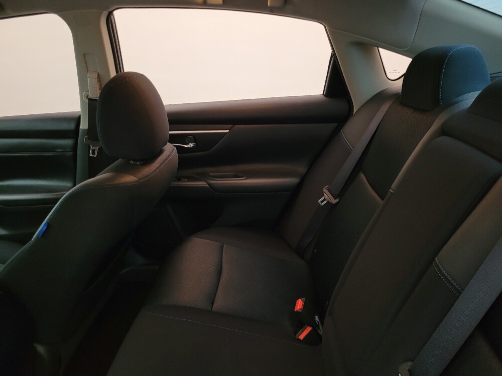 2017 Nissan Altima in Tallahassee, FL 32304 - 18057906 18