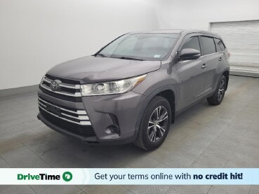 2019 Toyota Highlander in Tampa, FL 33612