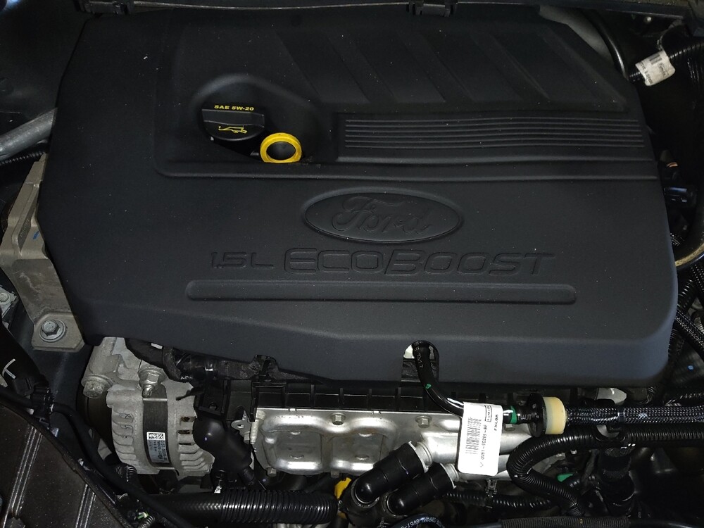 2018 Ford Escape in Hialeah, FL 33014 - 18057946 30