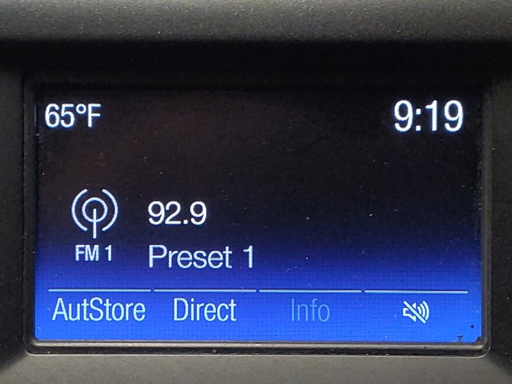 2017 Ford Fusion in Live Oak, TX 78233 - 18057984 25