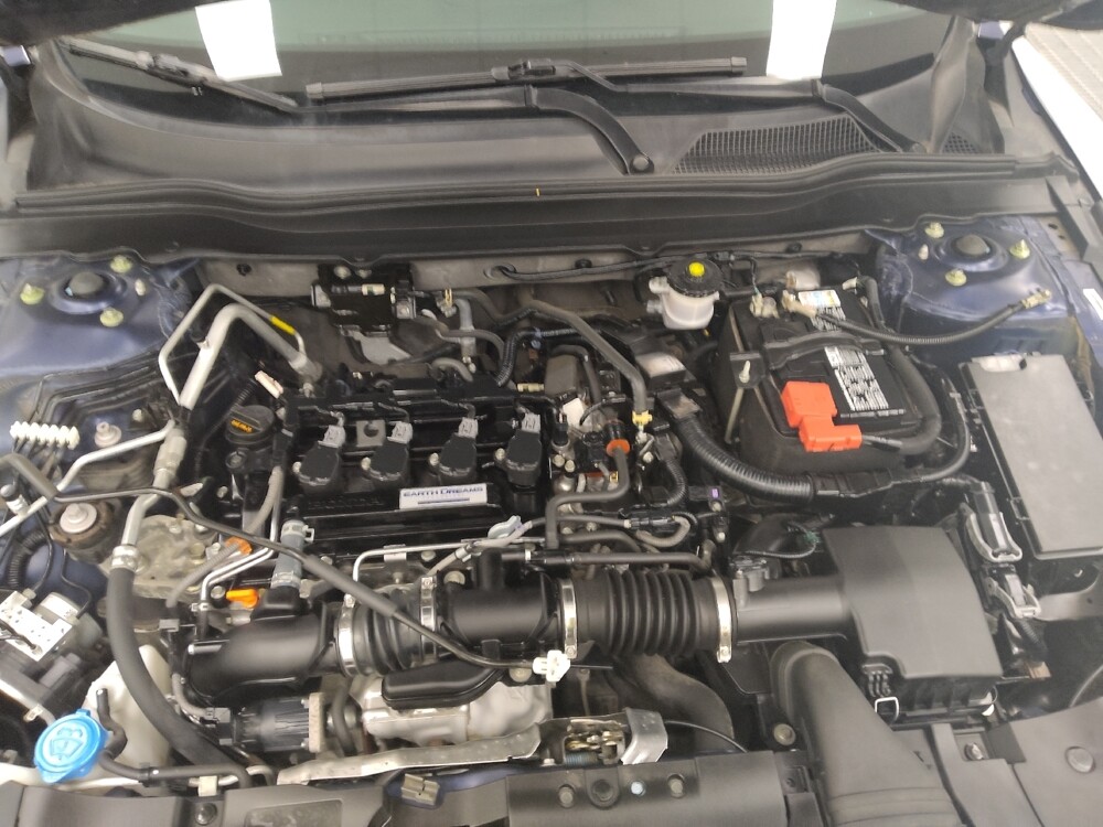 2018 Honda Accord in St. Louis, MO 63125 - 18058058 30