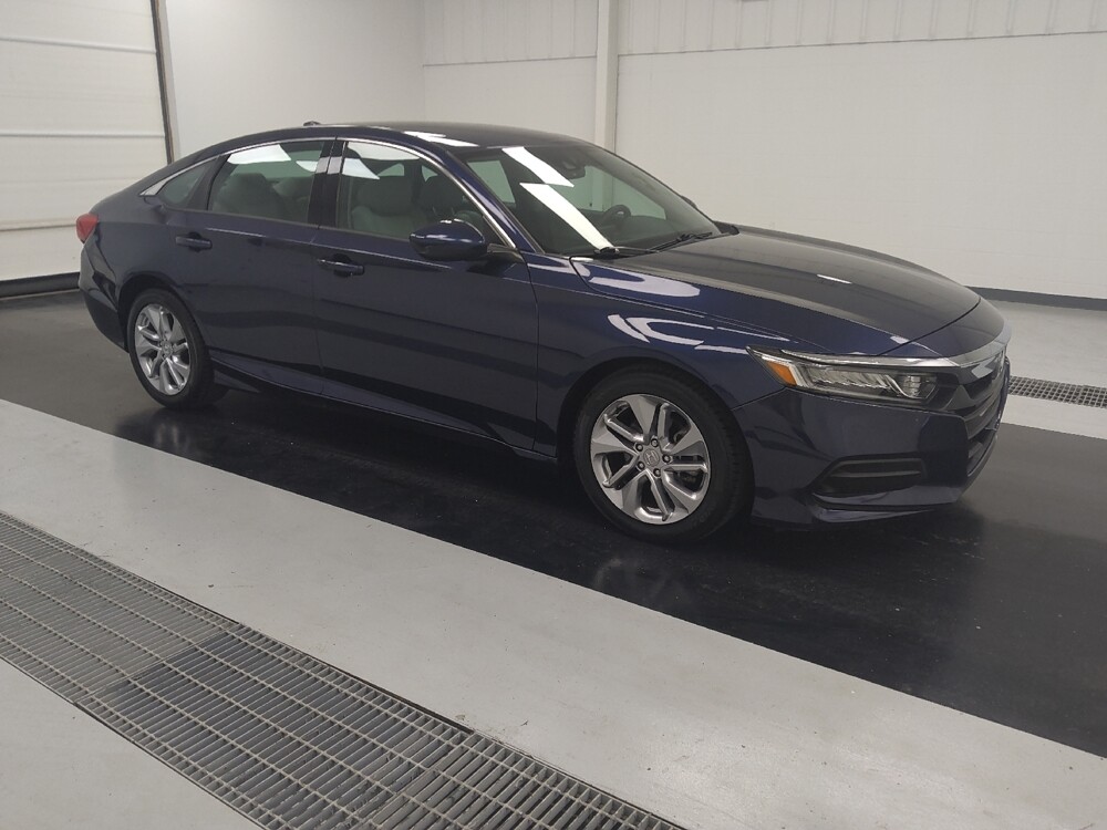 2018 Honda Accord in St. Louis, MO 63125 - 18058058 13