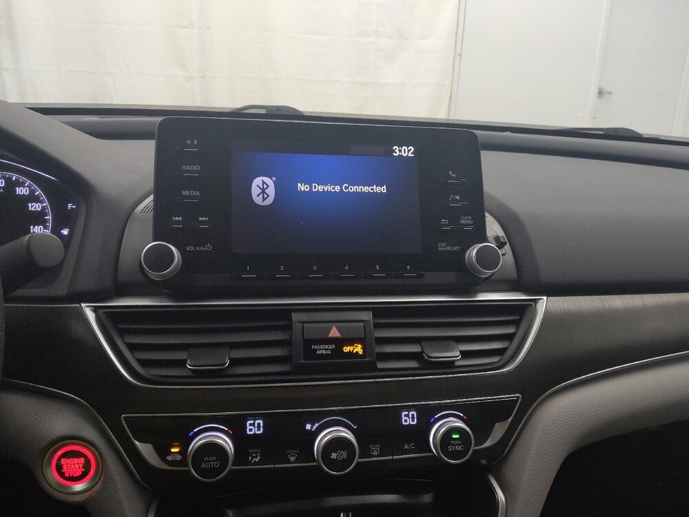 2018 Honda Accord in St. Louis, MO 63125 - 18058058 25