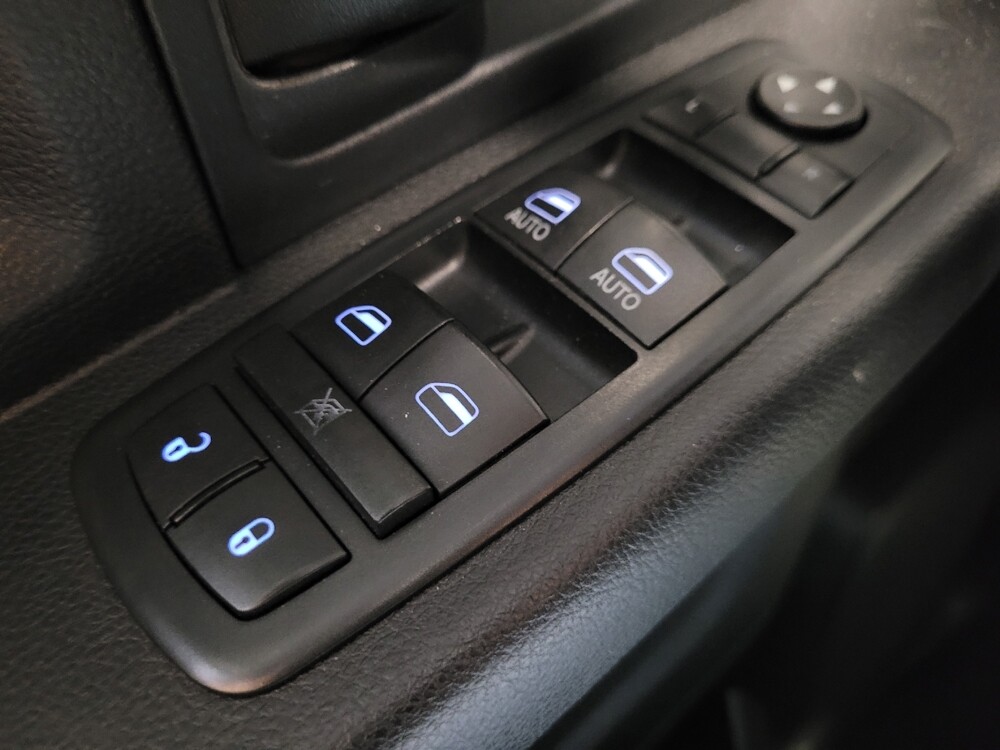 2016 RAM 1500 in Phoenix, AZ 85015 - 18058143 27