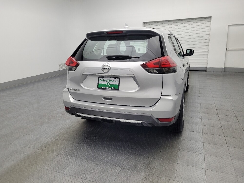 2017 Nissan Rogue in Hialeah, FL 33014 - 18058178 7