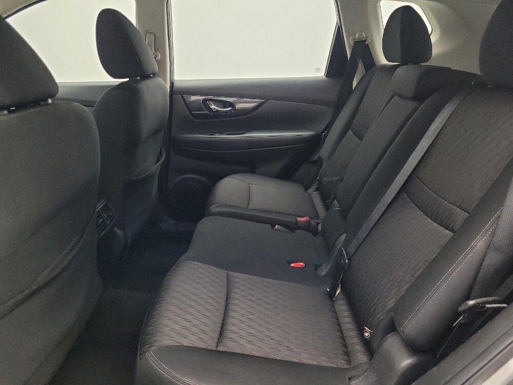 2017 Nissan Rogue in Hialeah, FL 33014 - 18058178 18