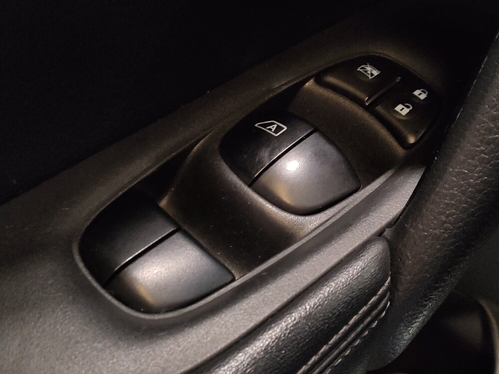 2017 Nissan Rogue in Hialeah, FL 33014 - 18058178 27