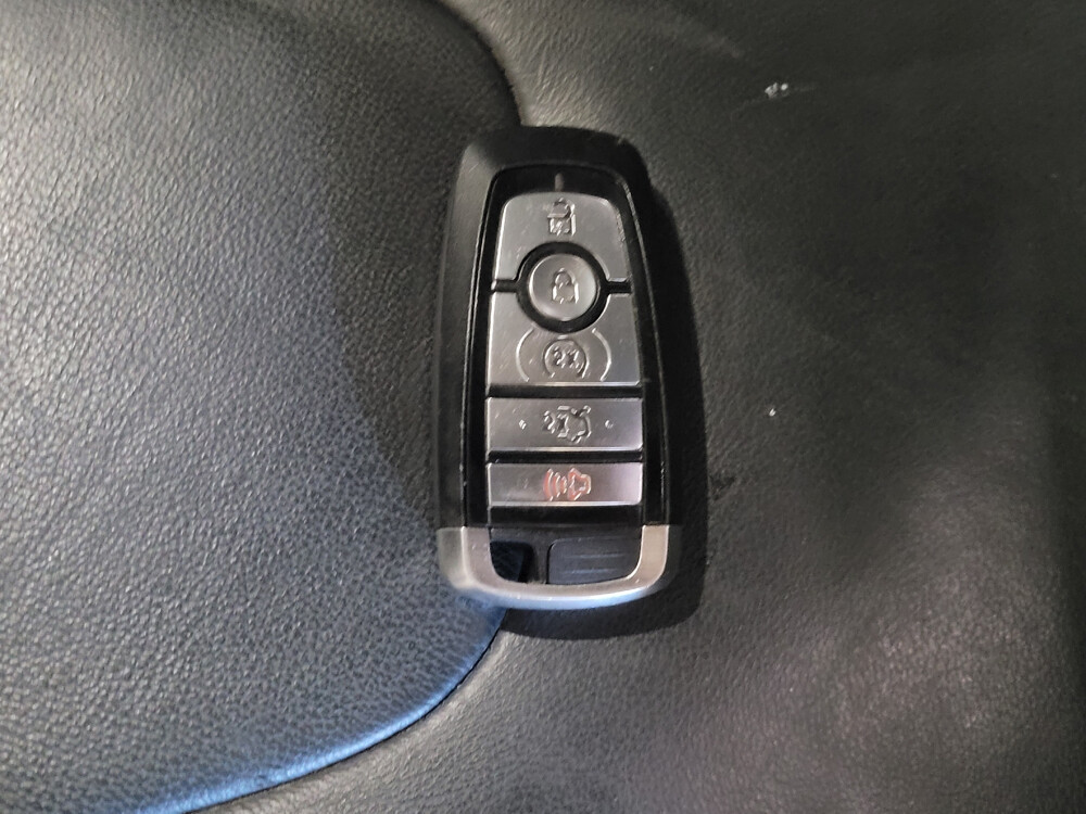 2017 Ford Edge in Orlando, FL 32808 - 18058323 32