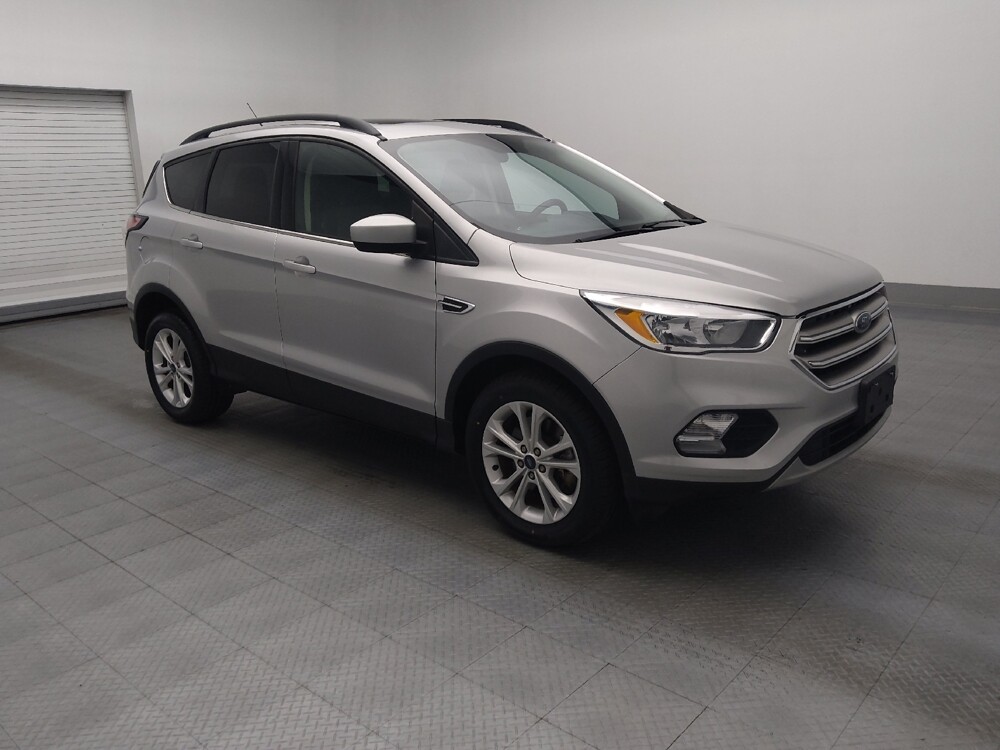 2018 Ford Escape in Jacksonville, FL 32210 - 18058342 11