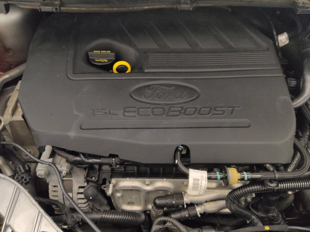 2018 Ford Escape in Jacksonville, FL 32210 - 18058342 30