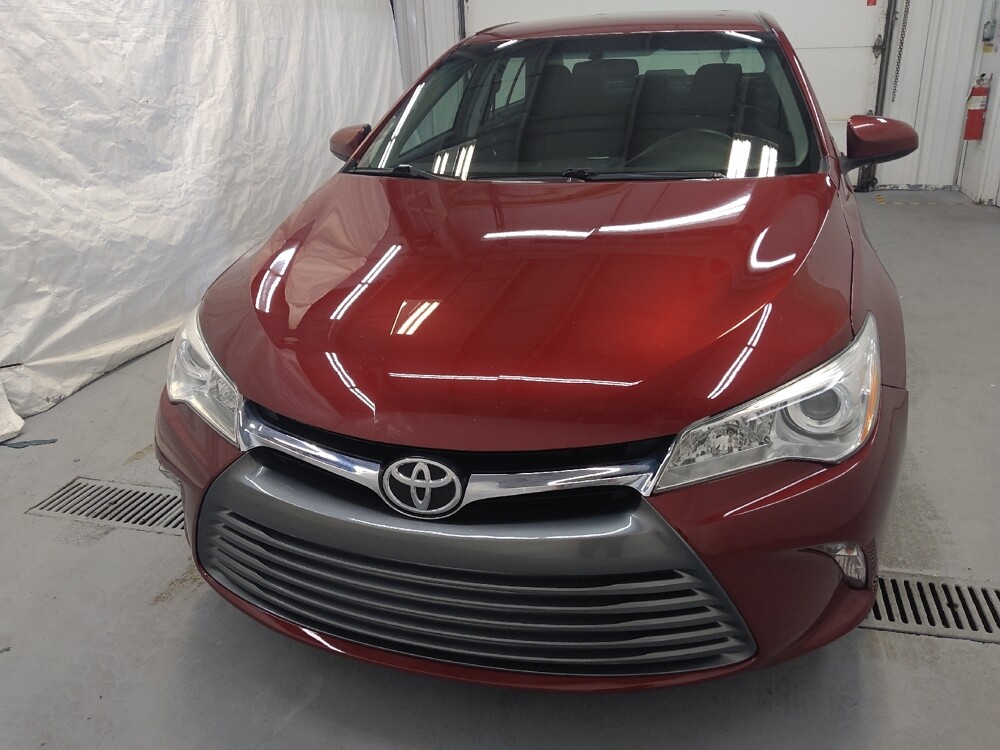 2016 Toyota Camry in Cincinnati, OH 45255 - 18058384 15