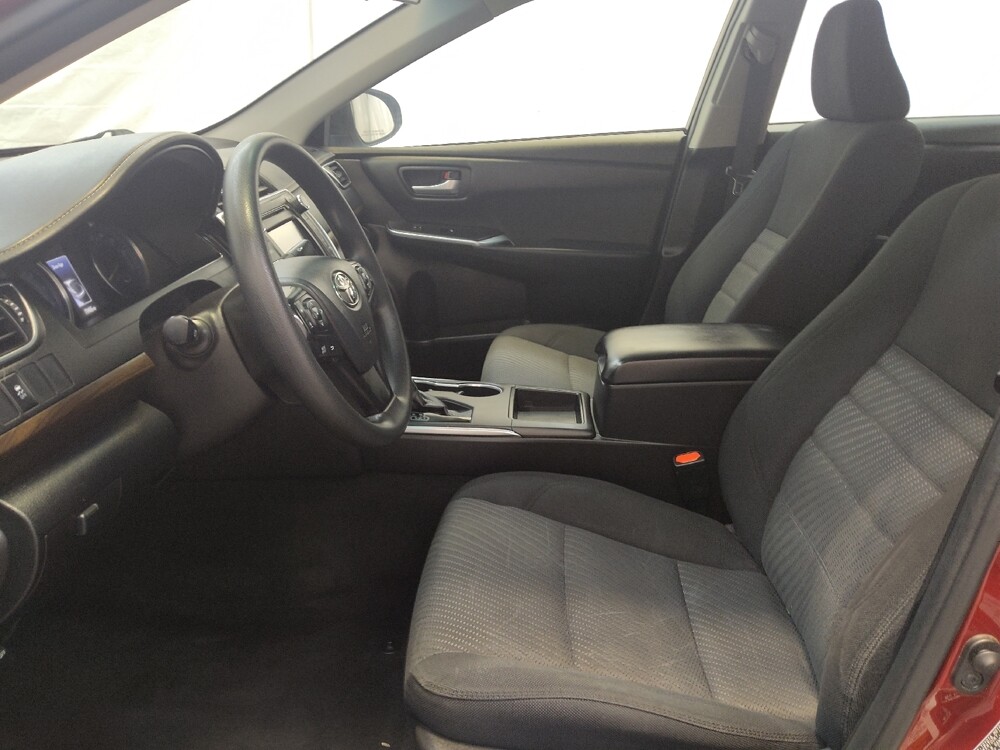 2016 Toyota Camry in Cincinnati, OH 45255 - 18058384 17