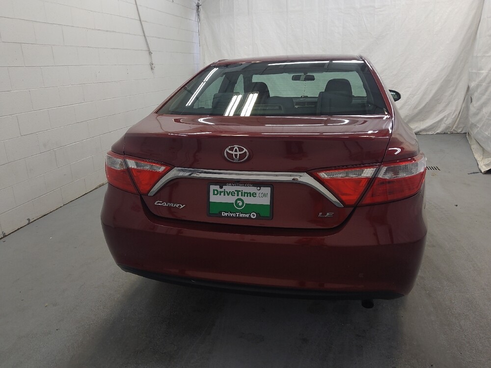 2016 Toyota Camry in Cincinnati, OH 45255 - 18058384 7
