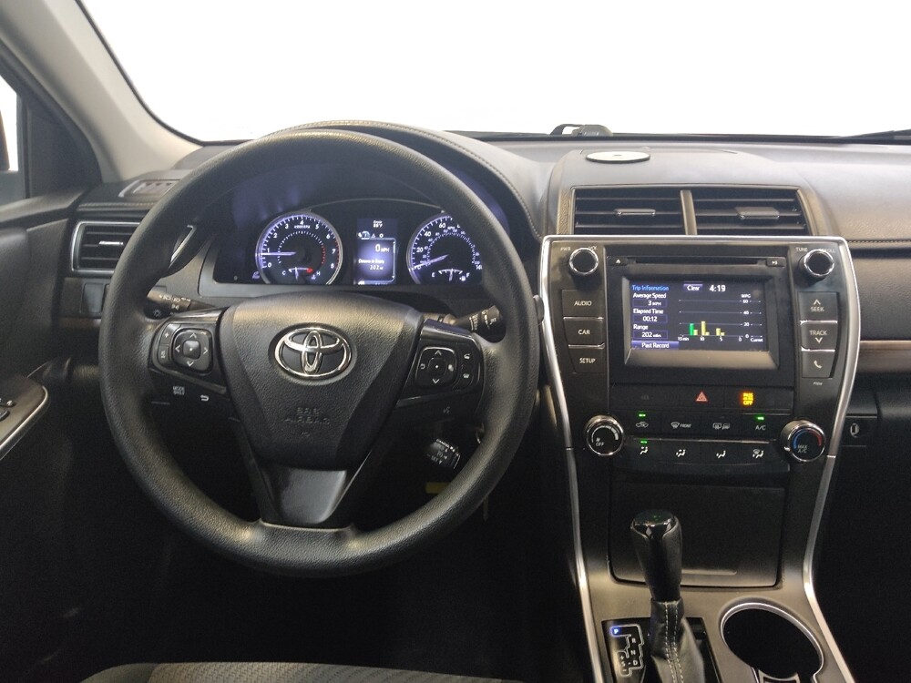 2016 Toyota Camry in Cincinnati, OH 45255 - 18058384 22