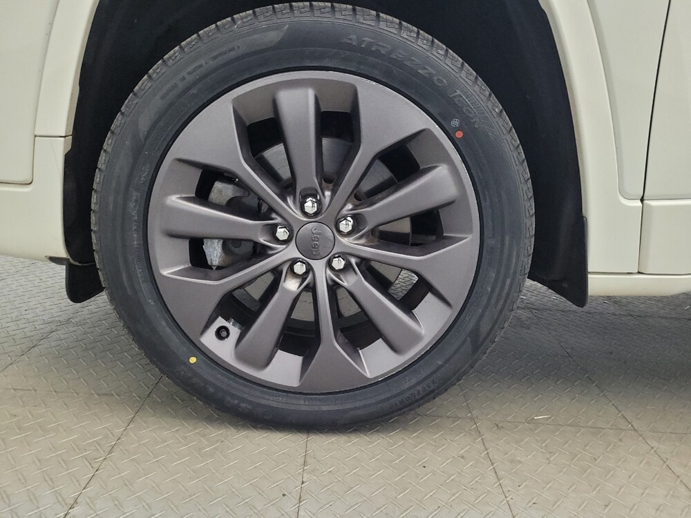 2019 Jeep Cherokee in Williamstown, NJ 8094 - 18058516 31